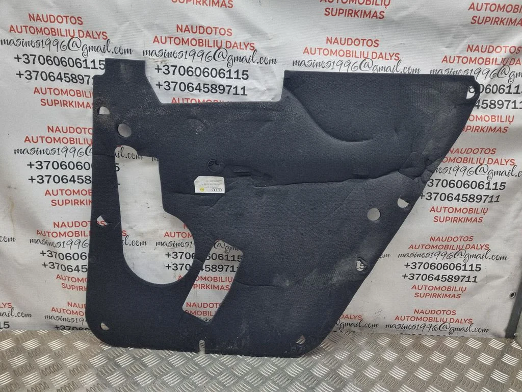 Tagumiste uste sisevooder – Audi Q7 4L (2005-2015)