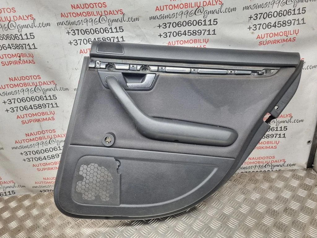 Tagumiste uste sisevooder – Audi A4 S4 B6 8E 8H (2001-2005)