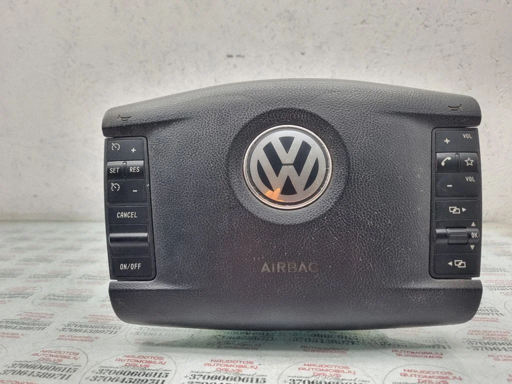 Steering wheel airbag – Volkswagen Touareg I (2002-2010)