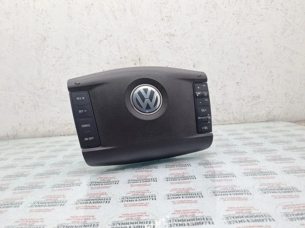 Steering wheel airbag – Volkswagen Touareg I (2002-2010)