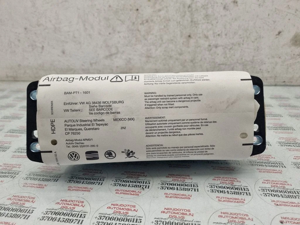 Passenger airbag 608104402A