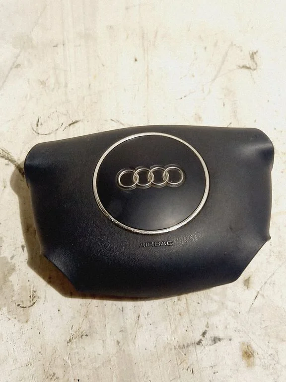Poduszka powietrzna kierownicy 8P0880201J