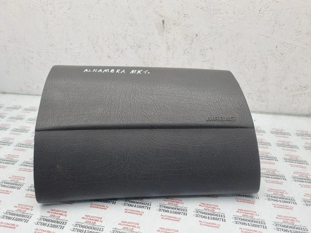 Passenger airbag
