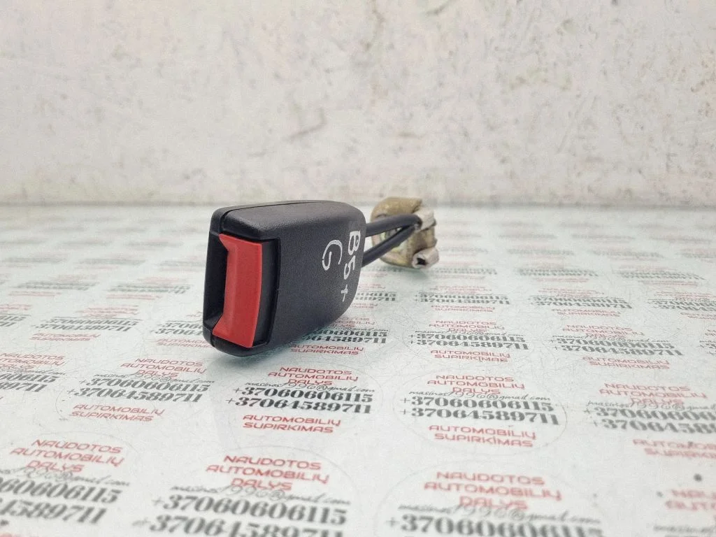 Rear seatbelt buckle 3B0857740A