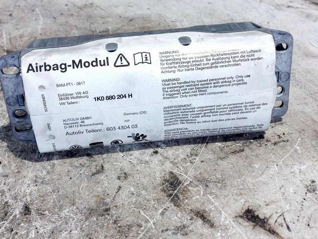 Passenger airbag – Volkswagen Golf Plus (2005-2013)