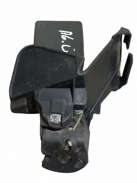 Rear seatbelt buckle – Audi A6 Allroad C6 (2006-2011)