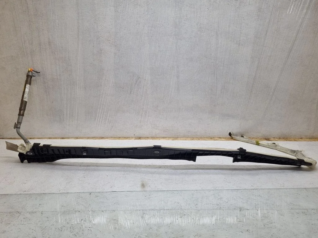 Katuse turvapadi (kardin) 5M0880742A