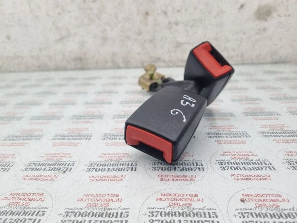 Zapięcie pasa środkowe (tylne) 8L0857739A