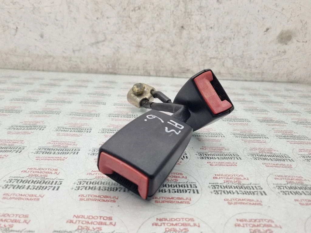 Keskmise turvavöö pannal (tagumine) – Audi A3 S3 8L (1996-2003)