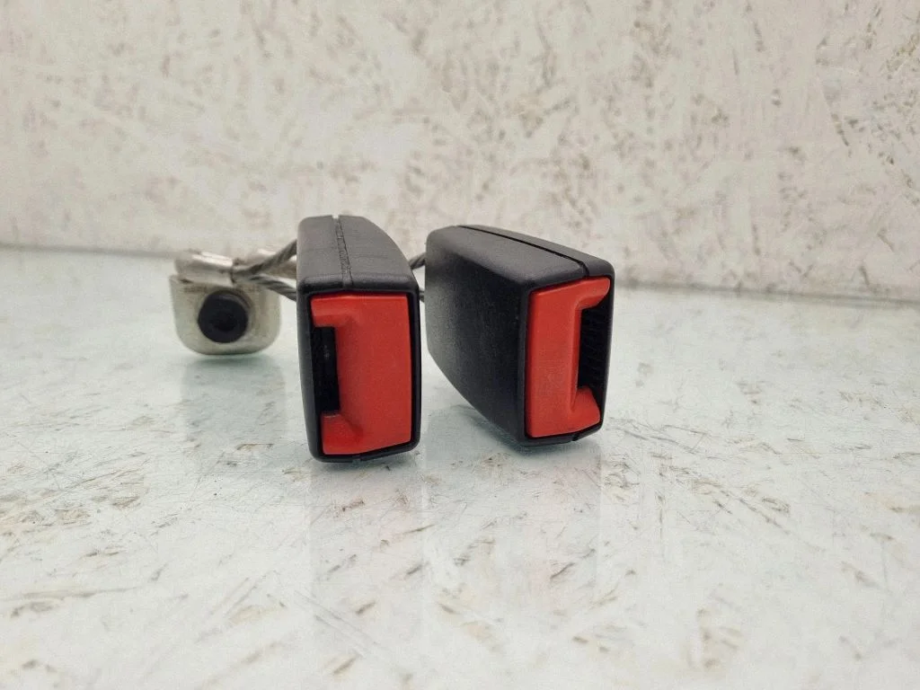 Keskmise turvavöö pannal (tagumine) – Volkswagen Passat CC (2008-2016)