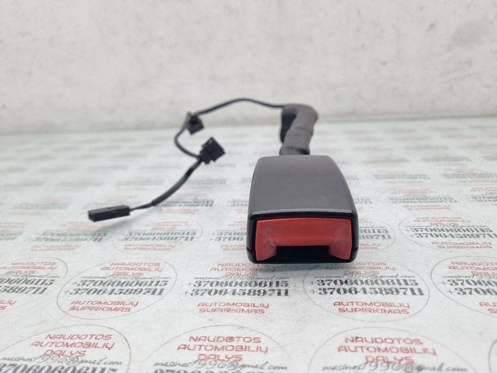 Front seatbelt buckle 1T1857755C