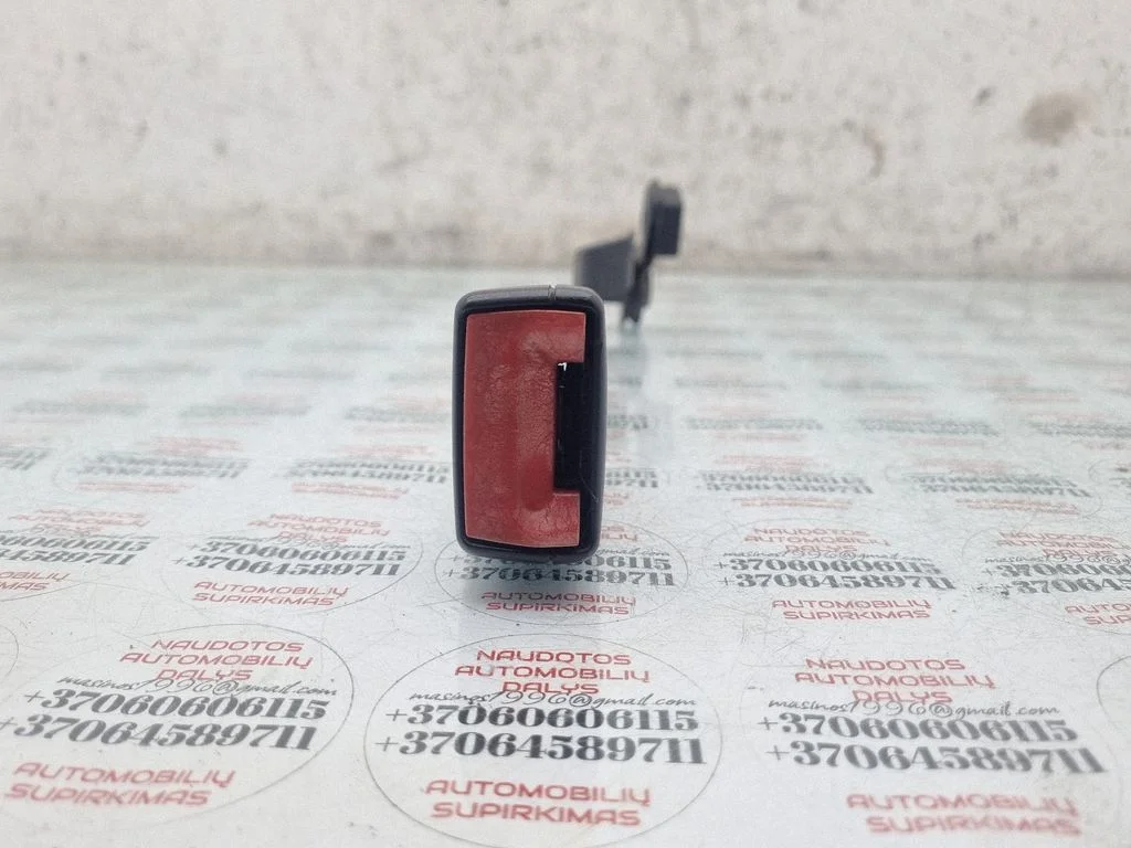Front seatbelt buckle 1J4857756E