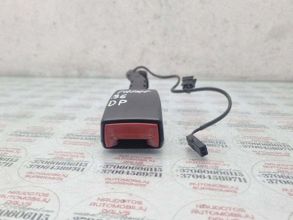 Zapięcie pasa przednie 3C0857756
