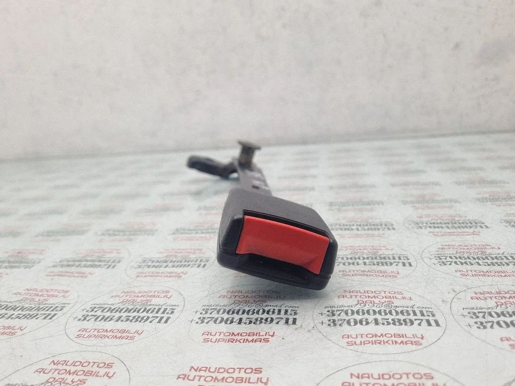 Priekšējās drošības jostas sprādze 3B0858471