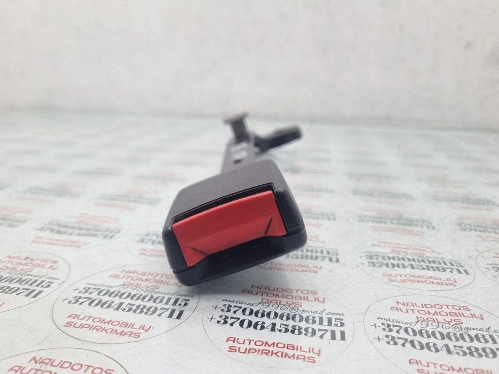 Priekšējās drošības jostas sprādze 3B0858472