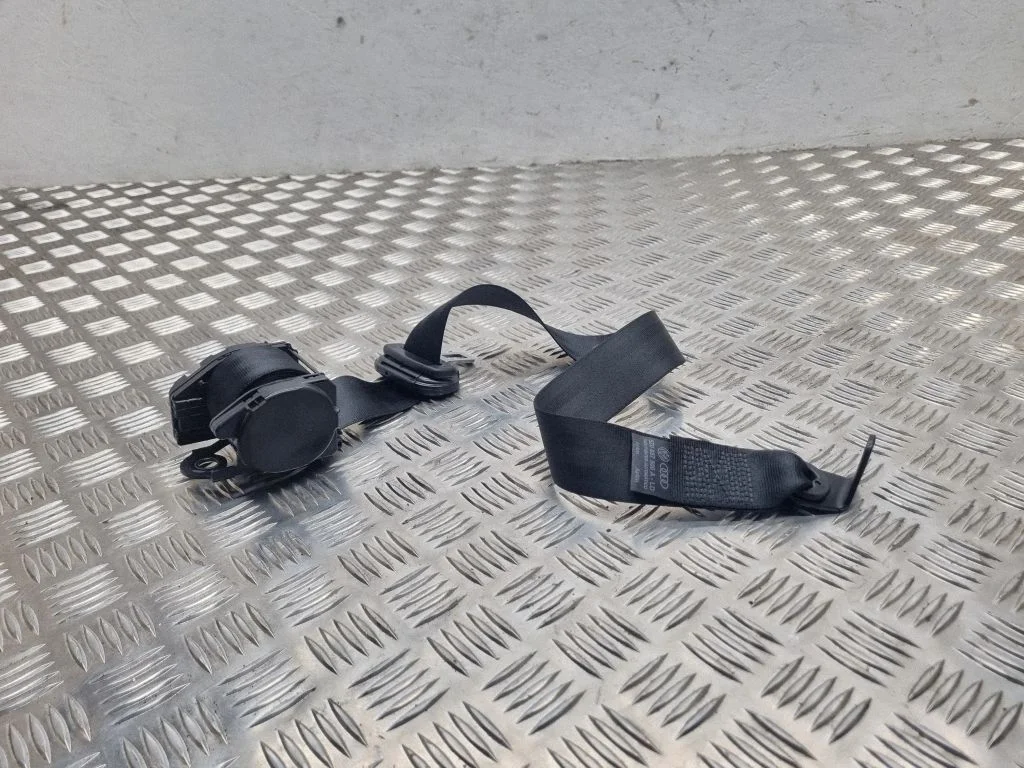 Rear seatbelt 5Z0857806A