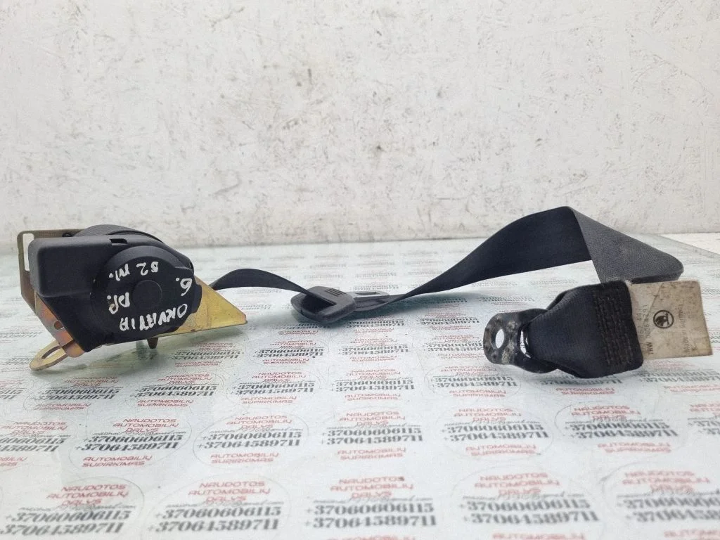 Rear seatbelt 1U0857447