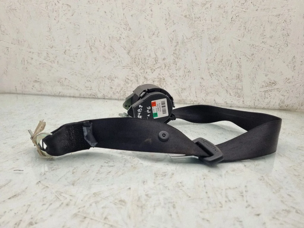 Rear seatbelt 8K0857805P