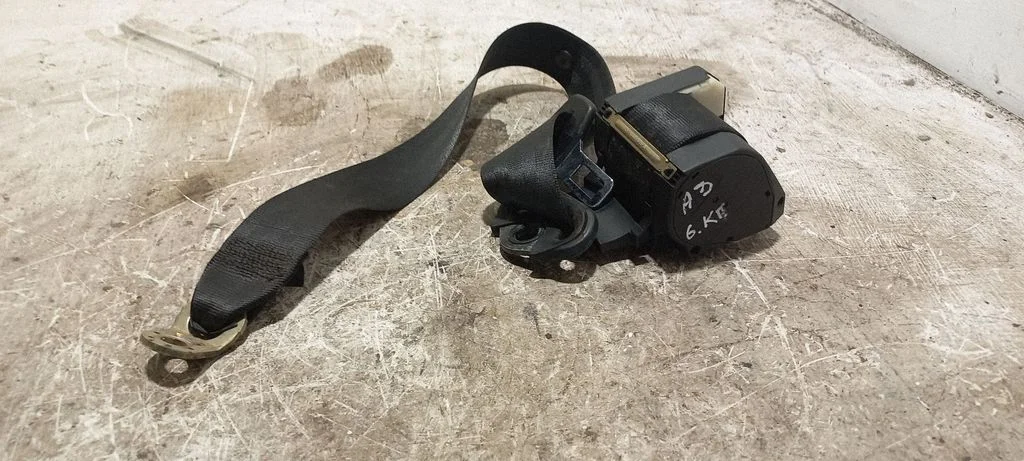 Rear seatbelt – Audi A3 S3 8L (1996-2003)