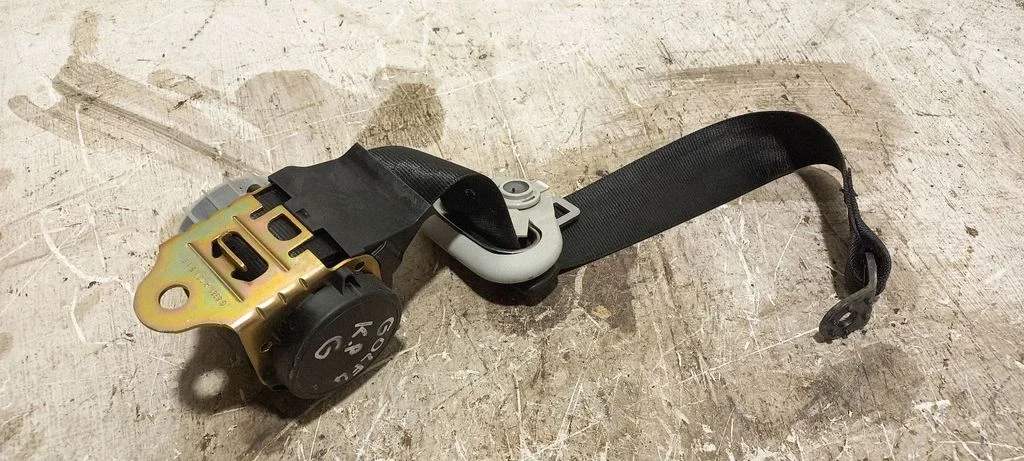 Rear seatbelt 1J6857805F