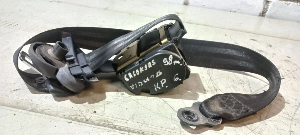 Rear seatbelt – Ford Galaxy (1995-2000)