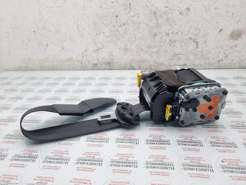 Front seatbelt – Audi A4 Allroad B8 (2008-2016)