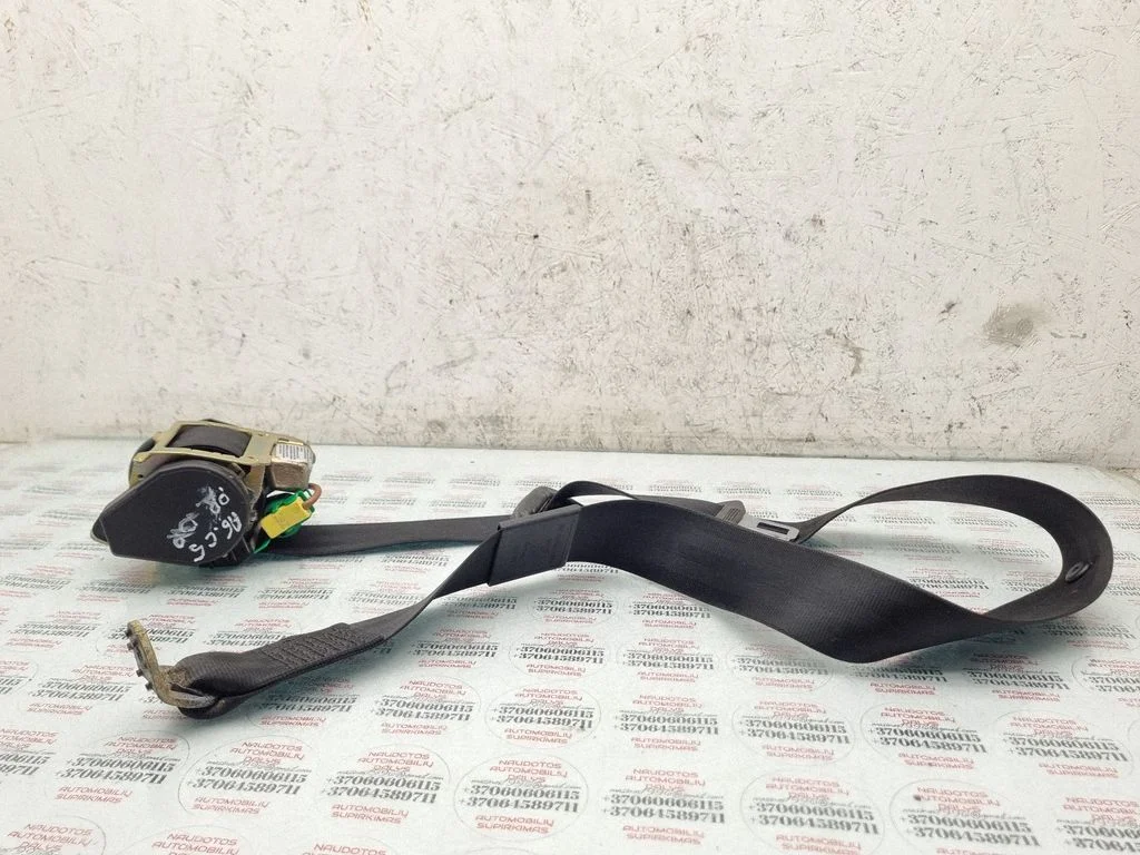 Pas bezpieczeństwa przedni 4B0857706A
