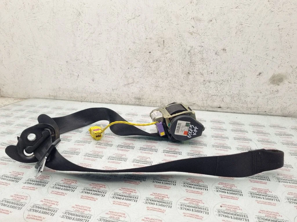 Priekšējā drošības josta 1K3857705C