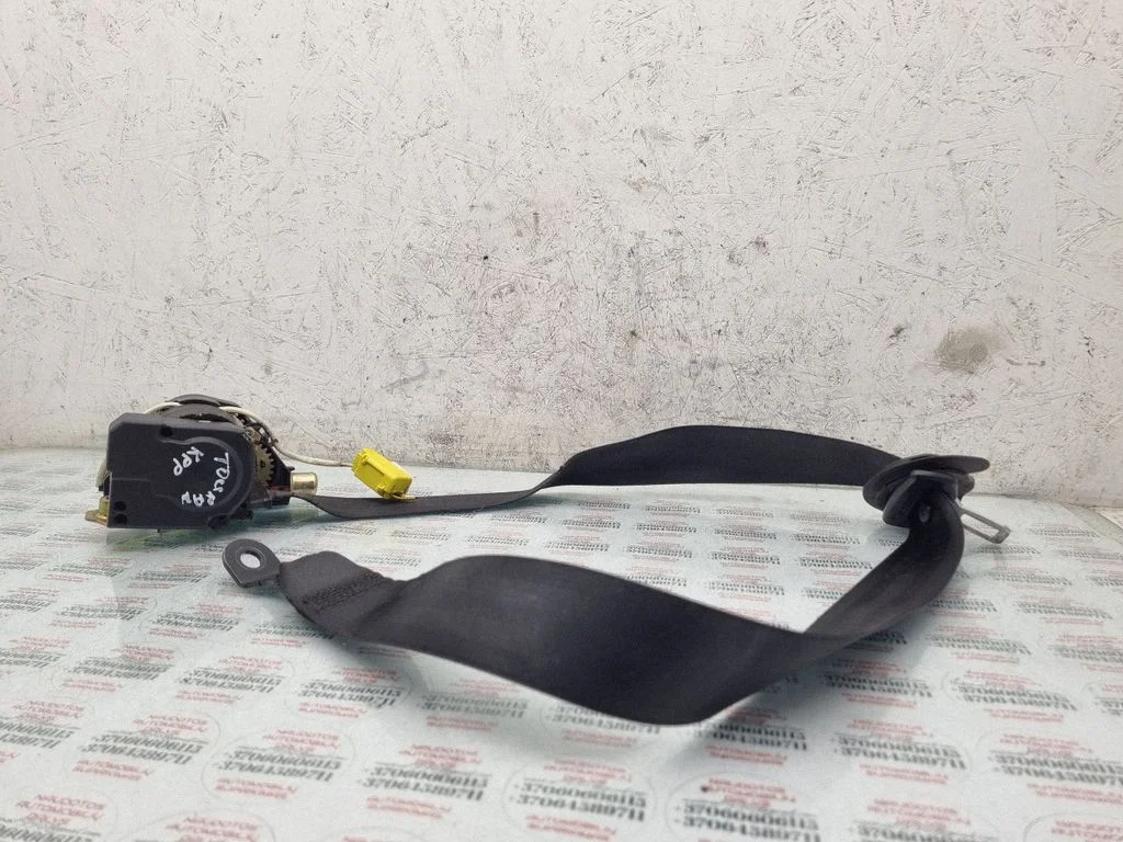 Front seatbelt 1T1857705A