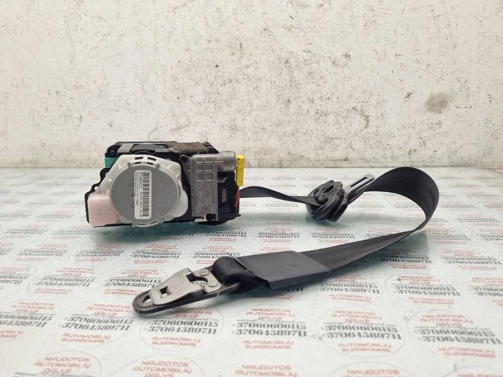 Front seatbelt – Audi A4 Allroad B8 (2008-2016)