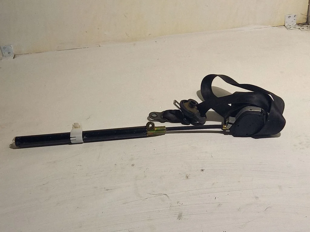 Front seatbelt – Volkswagen Sharan (2001-2010)