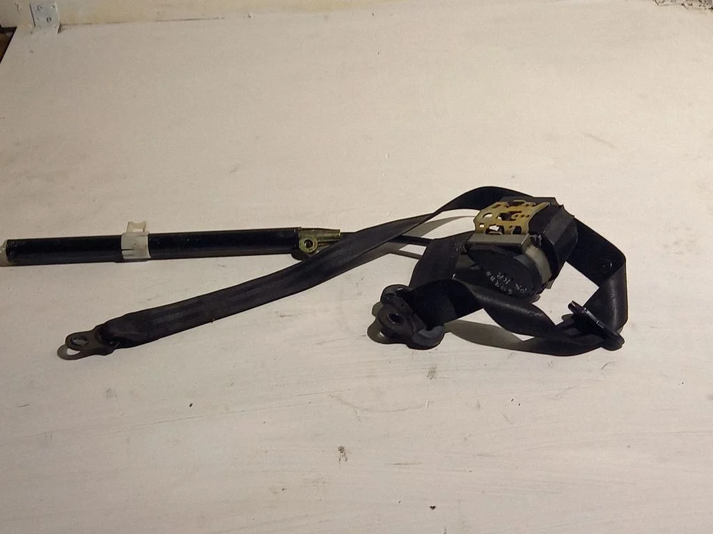 Front seatbelt – Volkswagen Sharan (2001-2010)