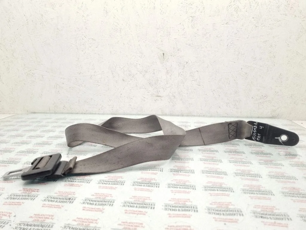 Middle seatbelt (rear) 7M0857809C