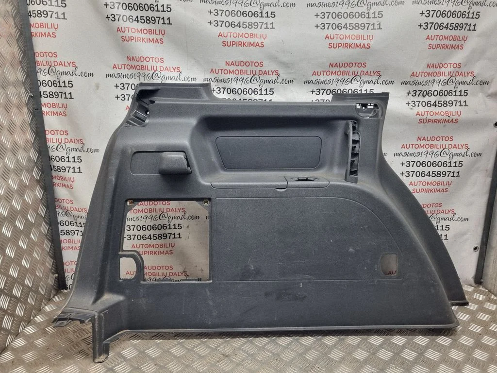 Trunk/boot side trim panel – Volkswagen Touran I (2003-2010)
