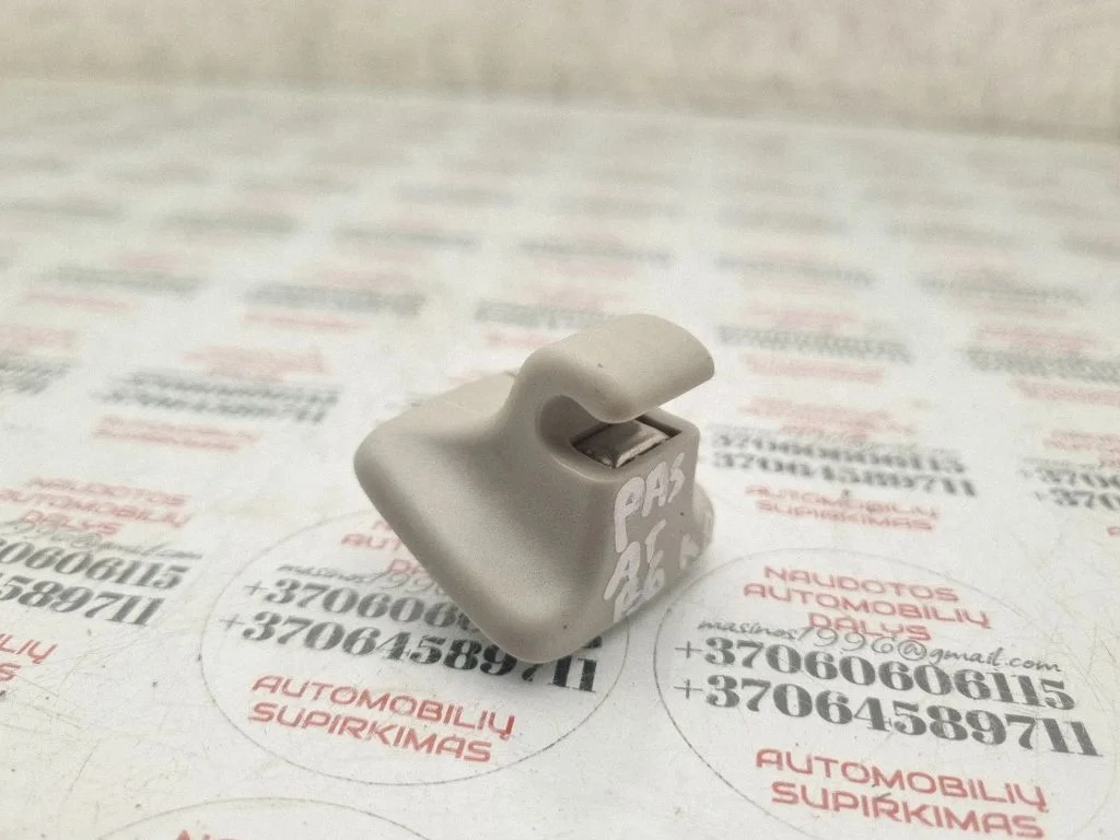 Sun visor clip/hook/bracket 1K0857561B
