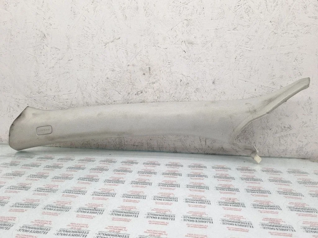 (A) piilari kate 8K0867233