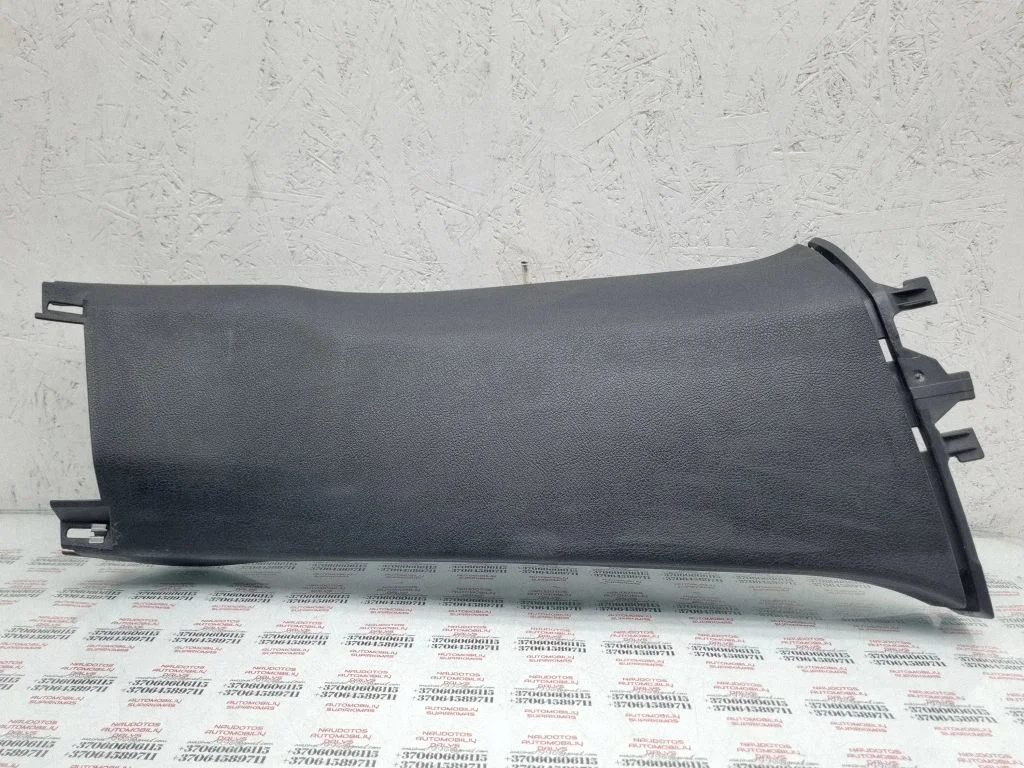 (B) pillar trim (bottom) 3C8867292