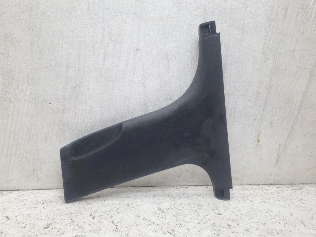 (B) piilari kate (alumine) – Audi A4 Allroad B8 (2008-2016)