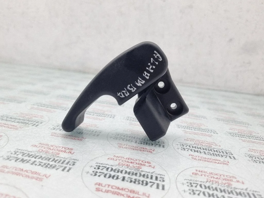 Engine bonnet (hood) release handle 1H1823533