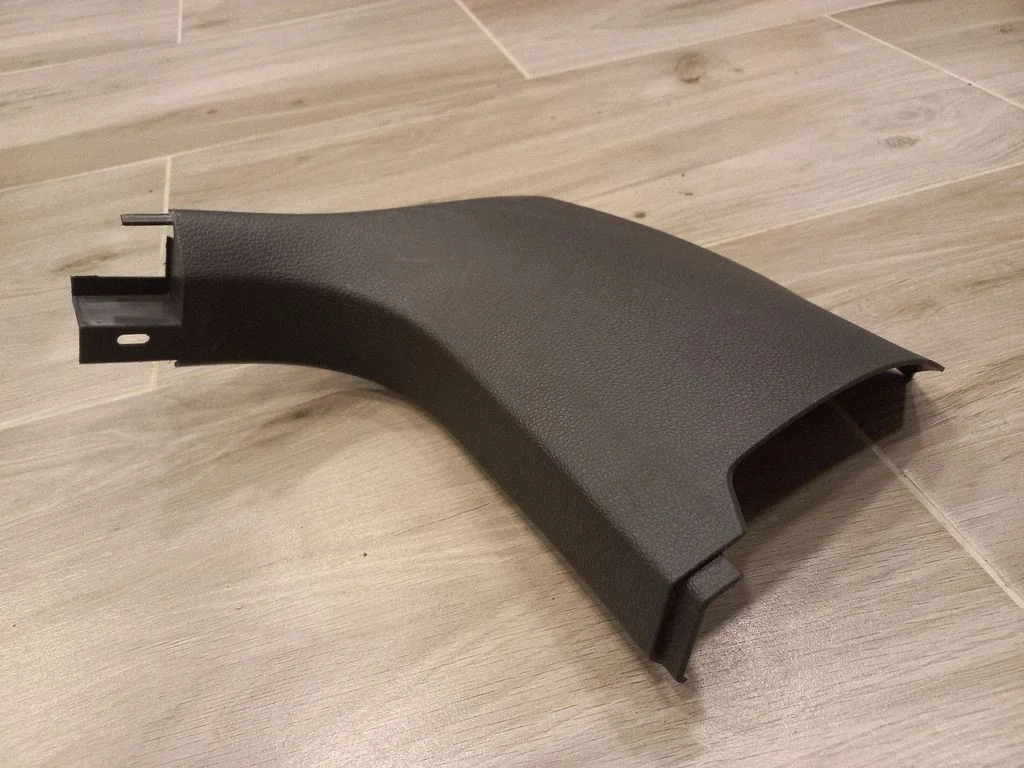 Foot area side trim – Volkswagen Golf Plus (2005-2013)