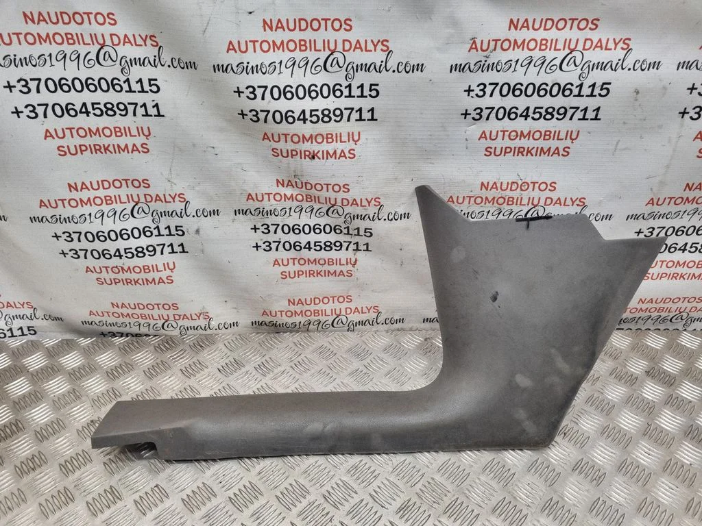 Priekšējā sliekšņa apdare (iekšējā) 8Z0867457A
