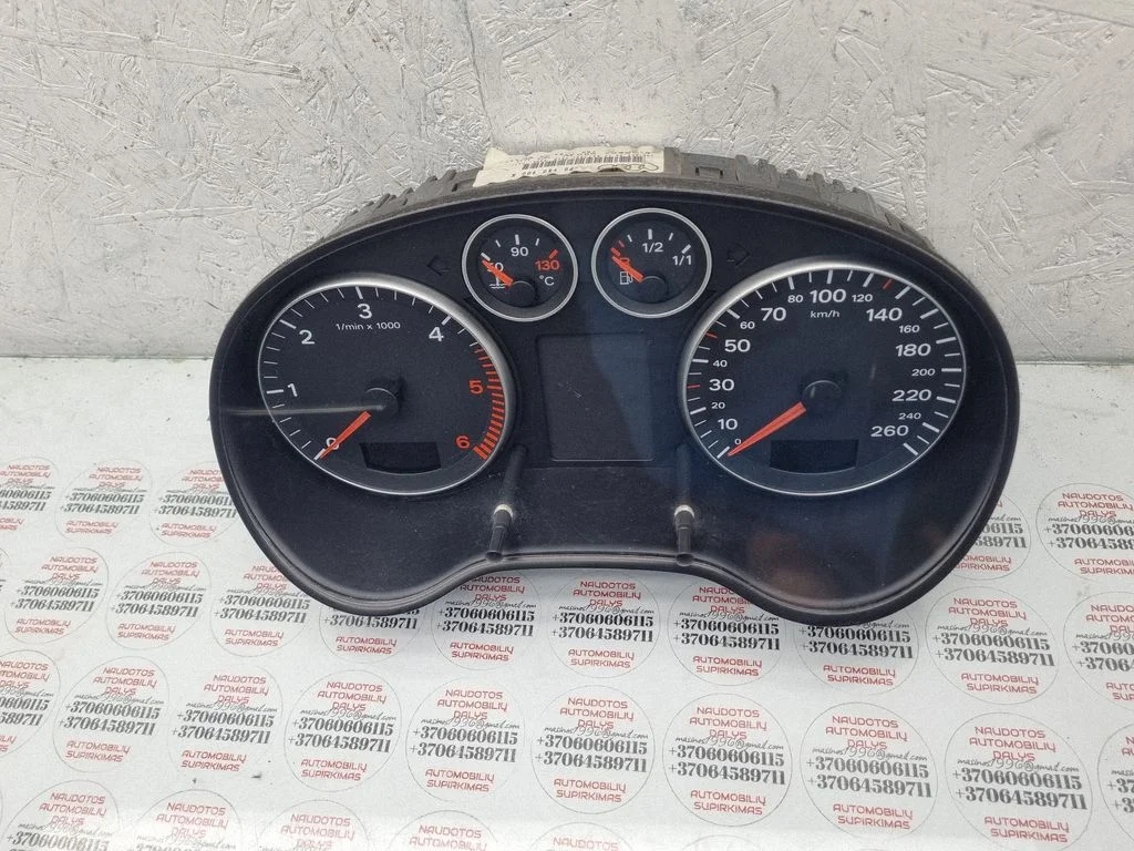 Speedometer (instrument cluster) 8P0920900K