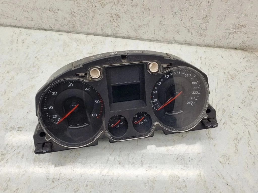 Speedometer (instrument cluster) A2C53194181