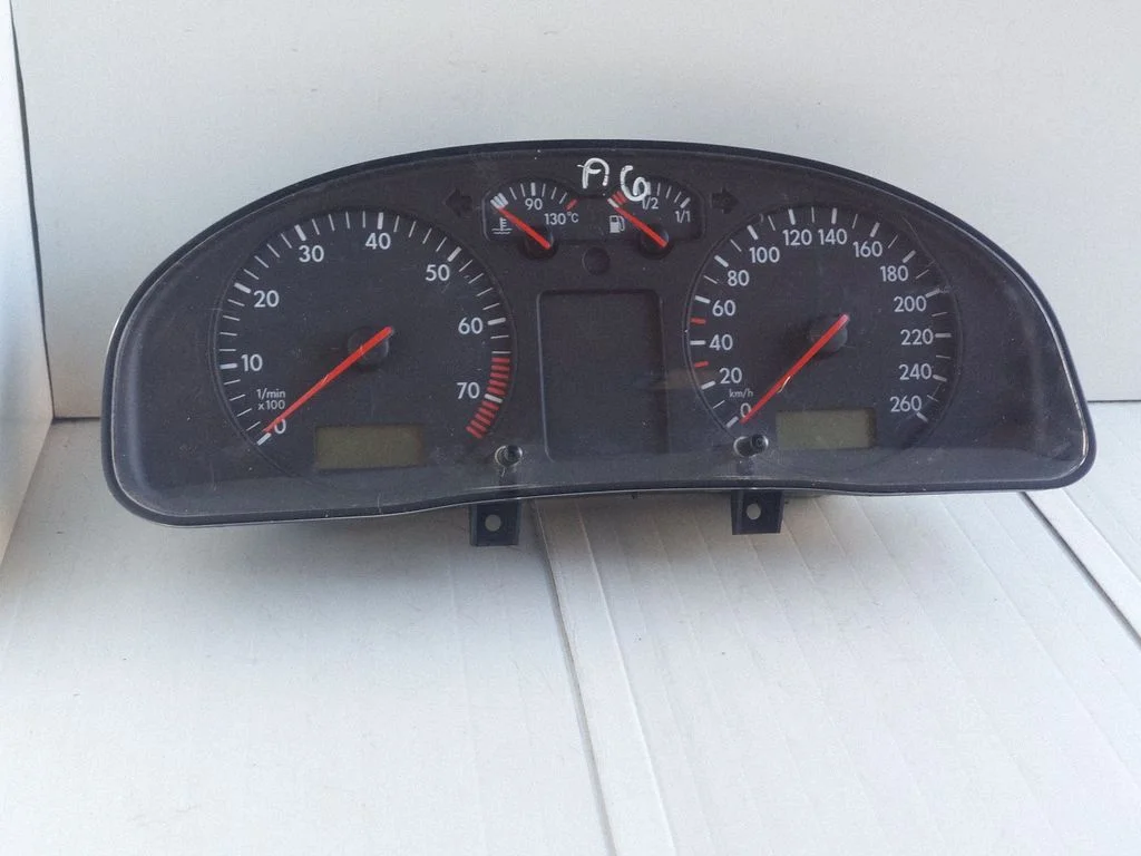 Speedometer (instrument cluster) 3B0919881F