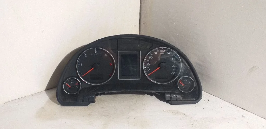 Speedometer (instrument cluster) 8E0920901D