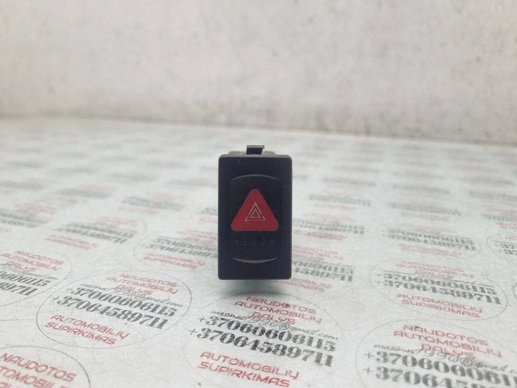 Avārijas gaismu slēdzis 3B0953235B