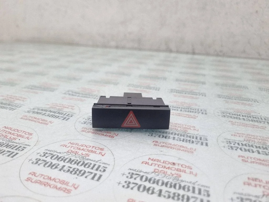 Hazard light switch – Audi A6 Allroad C6 (2006-2011)