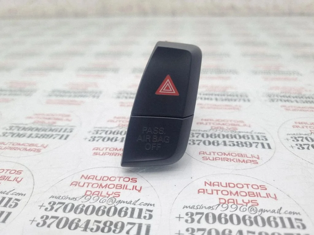 Hazard light switch 8K2941509A