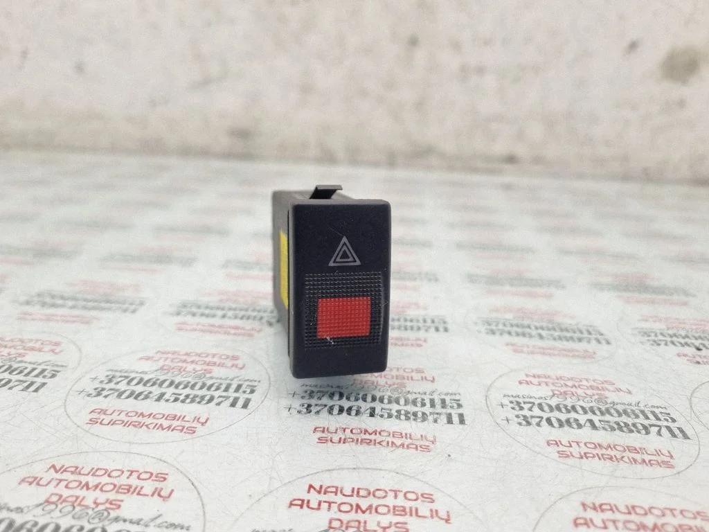 Hazard light switch 8D0941509C