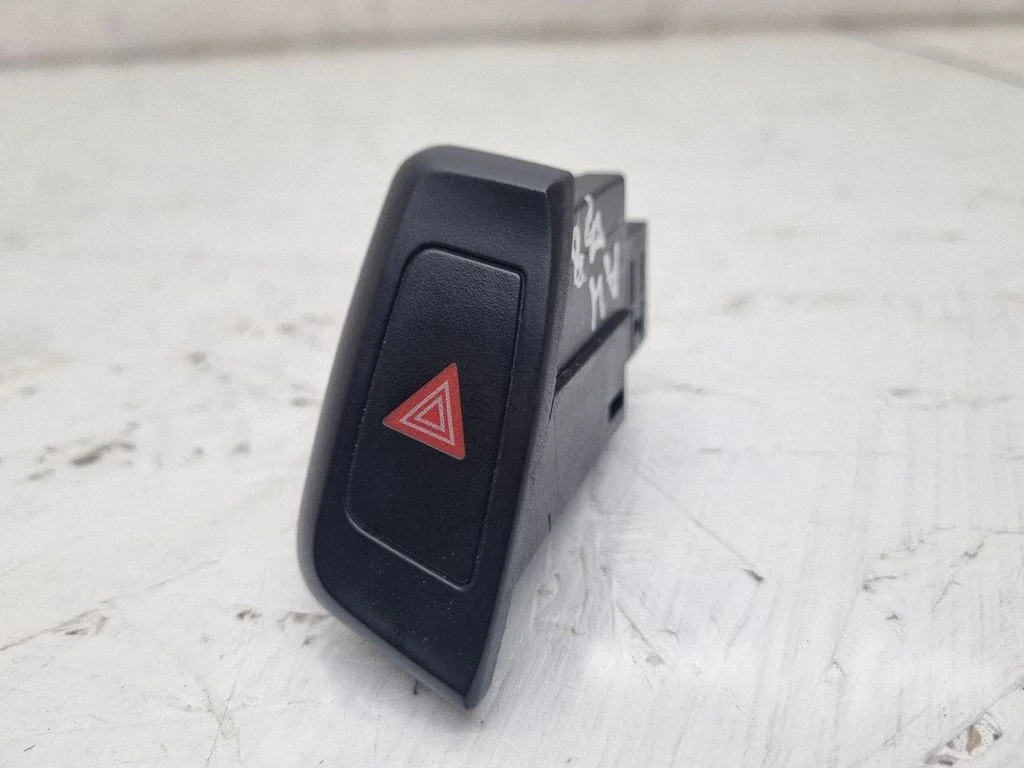 Hazard light switch – Audi A4 Allroad B8 (2008-2016)